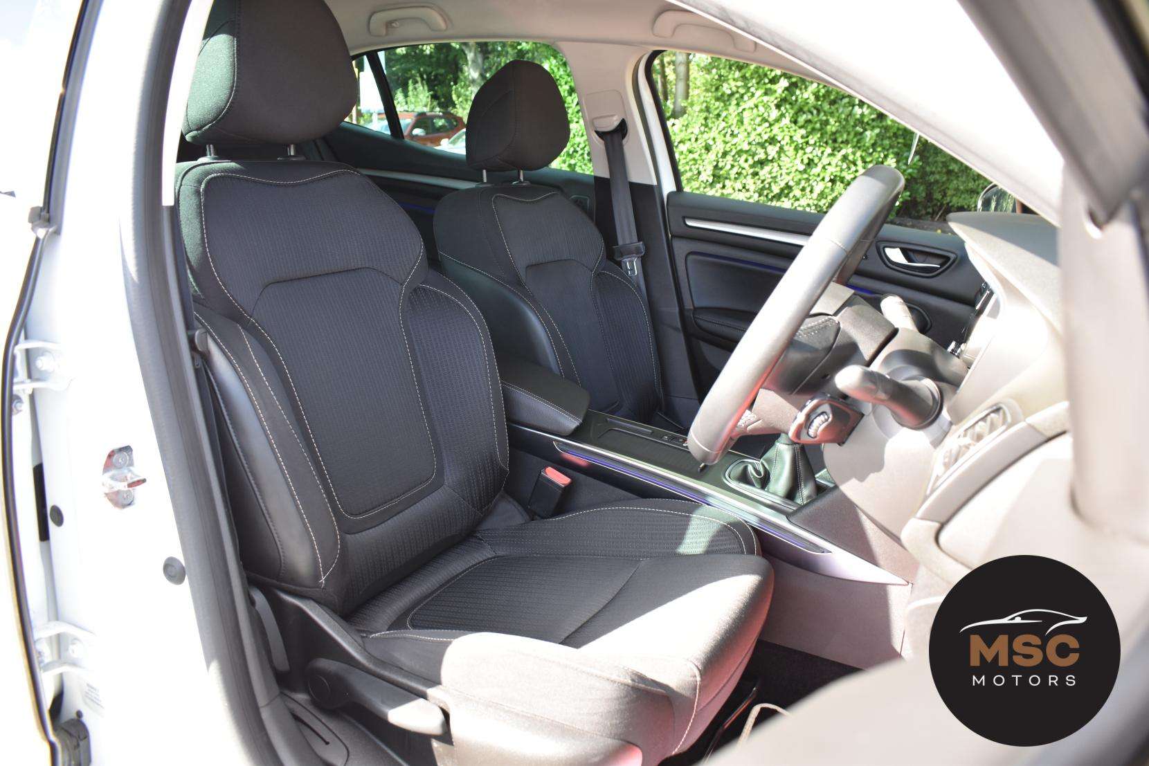 2019 RENAULT MEGANE 2019 RENAULT MEGANE