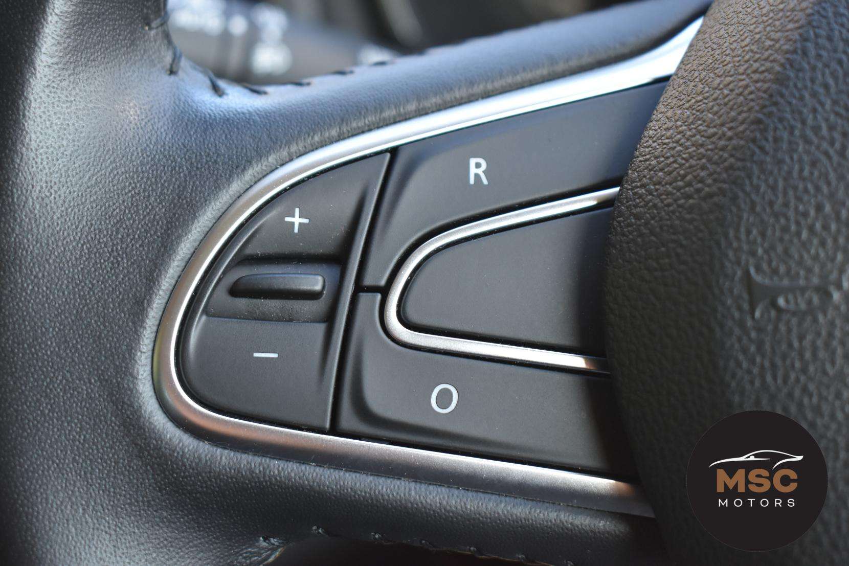 2019 RENAULT MEGANE 2019 RENAULT MEGANE