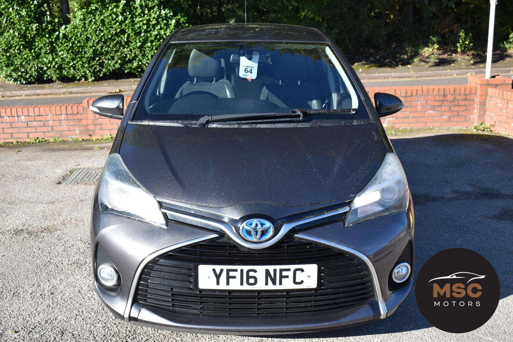 A 2016 TOYOTA YARIS 1.5 VVT-h Excel Hatchback 5dr Petrol Hybrid E-CVT Euro 6 (15in Alloy) (101 ps) A 2016 TOYOTA YARIS 1.5 VVT-h Excel Hatchback 5dr Petrol Hybrid E-CVT Euro 6 (15in Alloy) (101 ps)