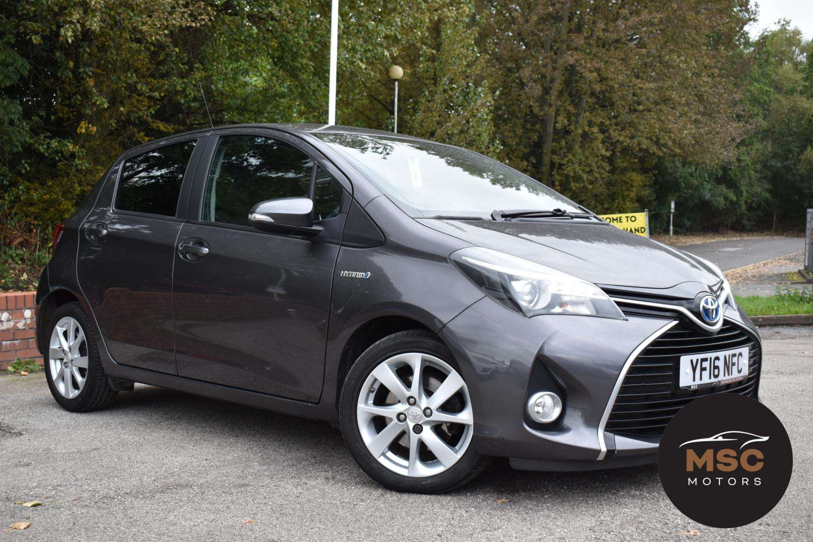 A 2016 TOYOTA YARIS 1.5 VVT-h Excel Hatchback 5dr Petrol Hybrid E-CVT Euro 6 (15in Alloy) (101 ps) A 2016 TOYOTA YARIS 1.5 VVT-h Excel Hatchback 5dr Petrol Hybrid E-CVT Euro 6 (15in Alloy) (101 ps)