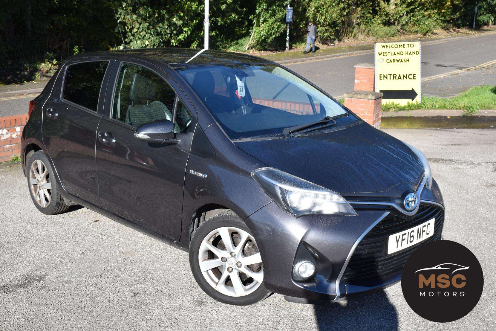 A 2016 TOYOTA YARIS 1.5 VVT-h Excel Hatchback 5dr Petrol Hybrid E-CVT Euro 6 (15in Alloy) (101 ps) A 2016 TOYOTA YARIS 1.5 VVT-h Excel Hatchback 5dr Petrol Hybrid E-CVT Euro 6 (15in Alloy) (101 ps)