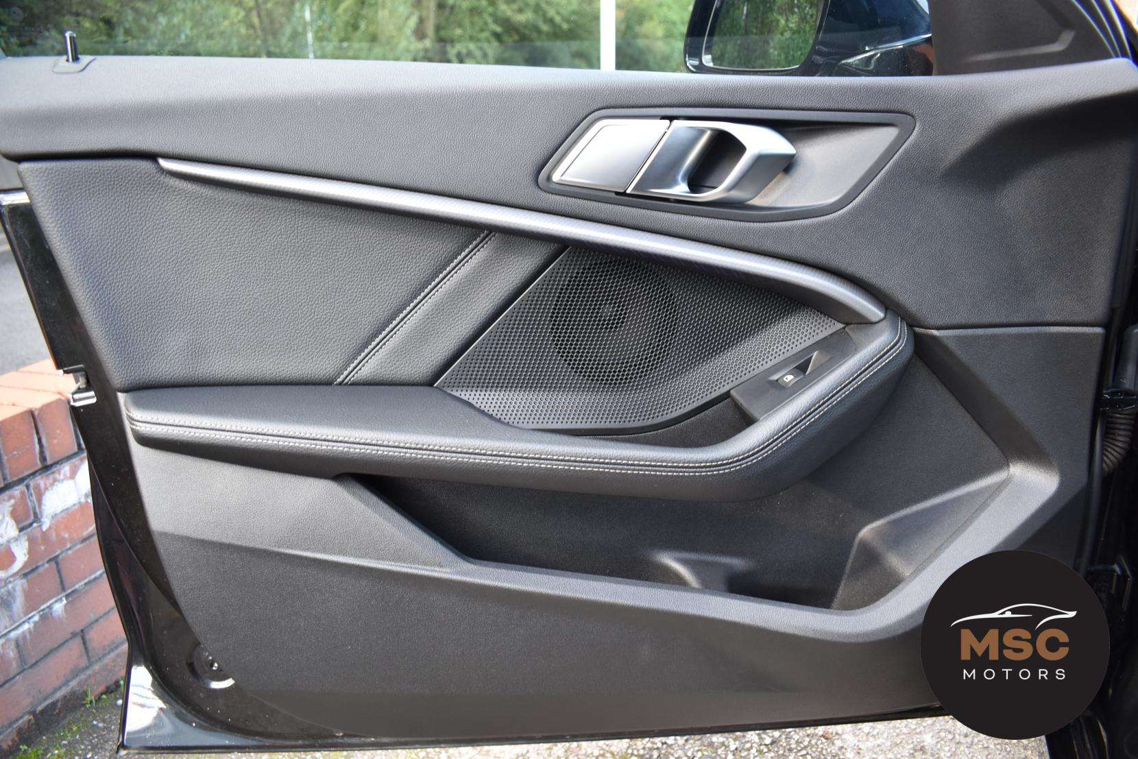 2021 BMW 1 SERIES 2021 BMW 1 SERIES