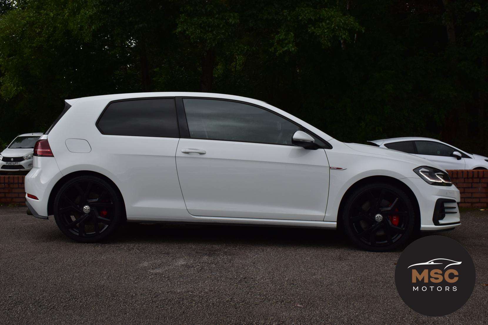 2017 VOLKSWAGEN GOLF 2017 VOLKSWAGEN GOLF