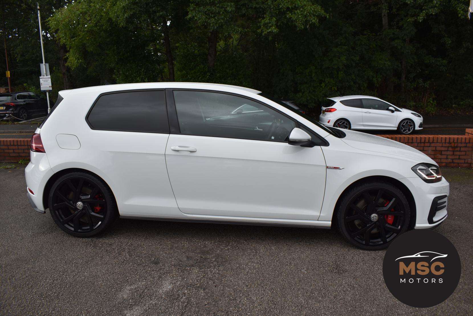 2017 VOLKSWAGEN GOLF 2017 VOLKSWAGEN GOLF