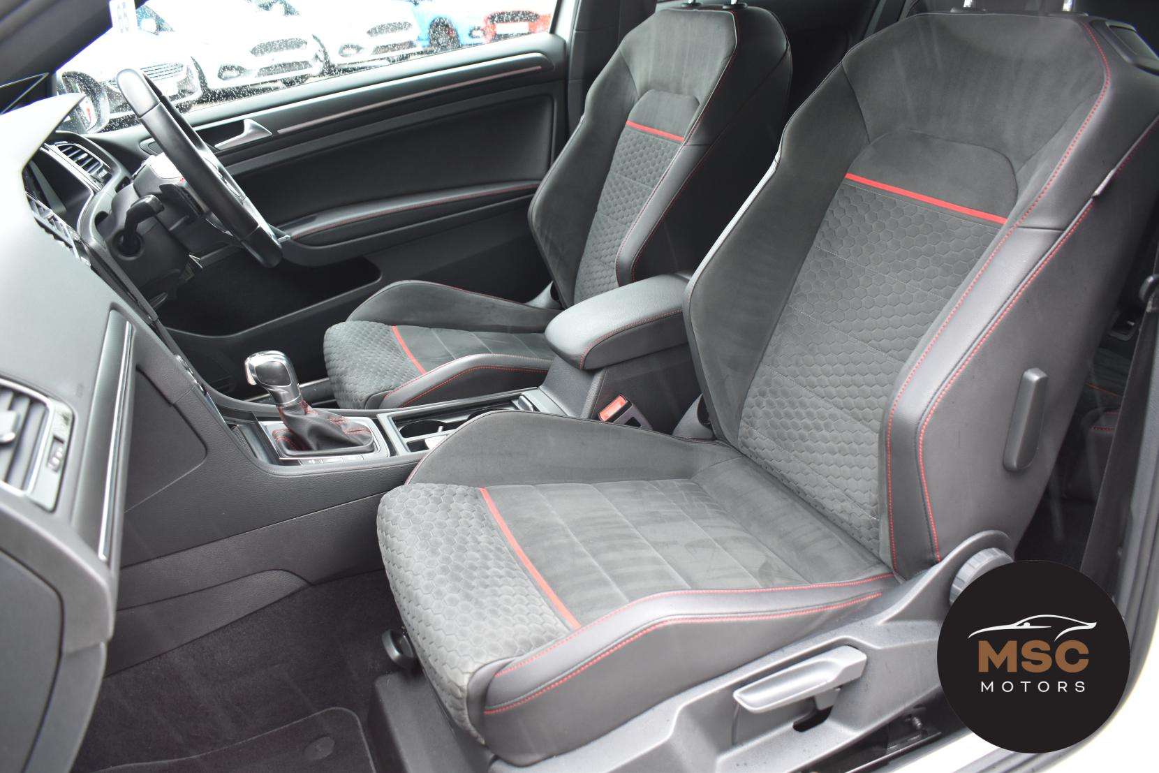 2017 VOLKSWAGEN GOLF 2017 VOLKSWAGEN GOLF