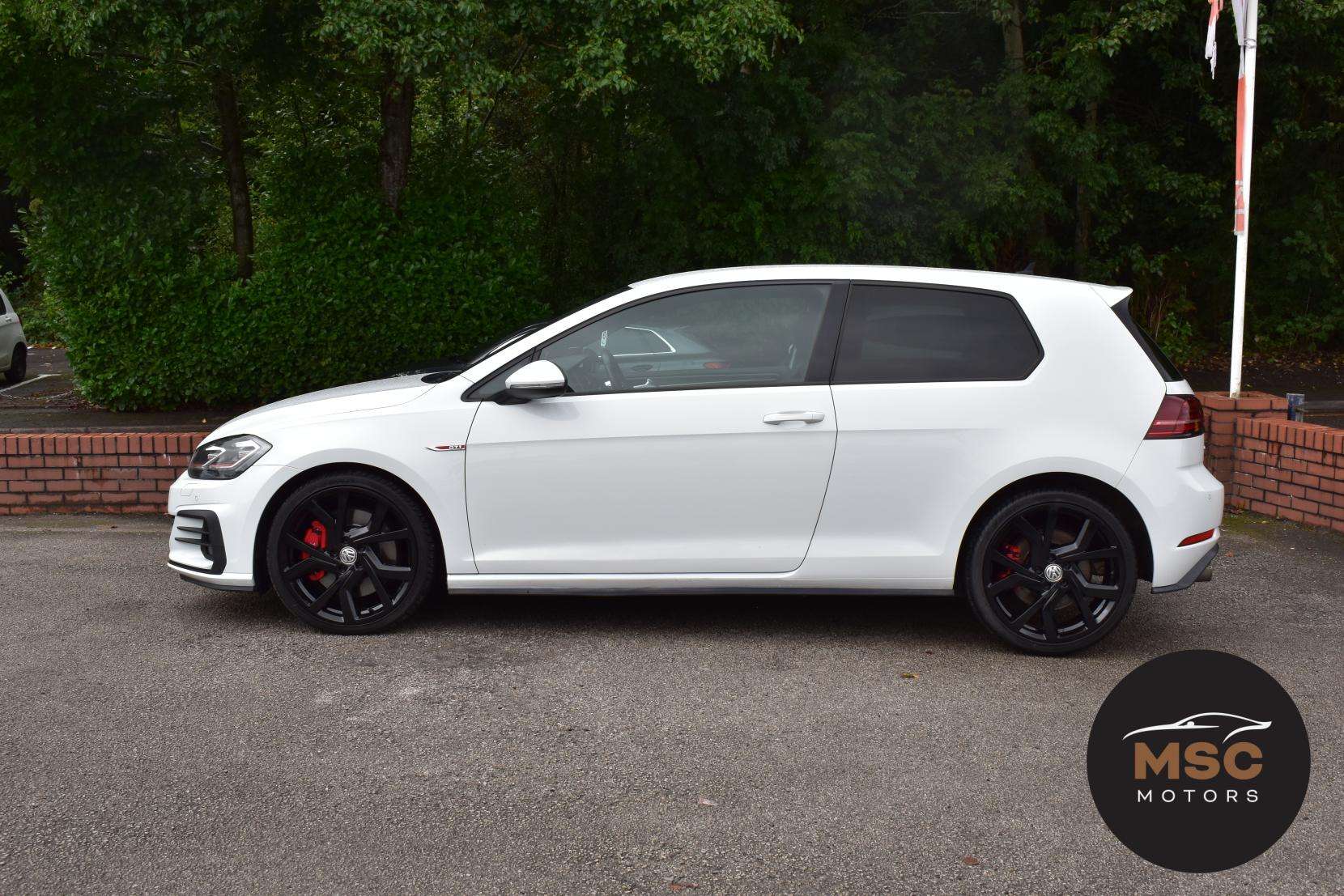 2017 VOLKSWAGEN GOLF 2017 VOLKSWAGEN GOLF