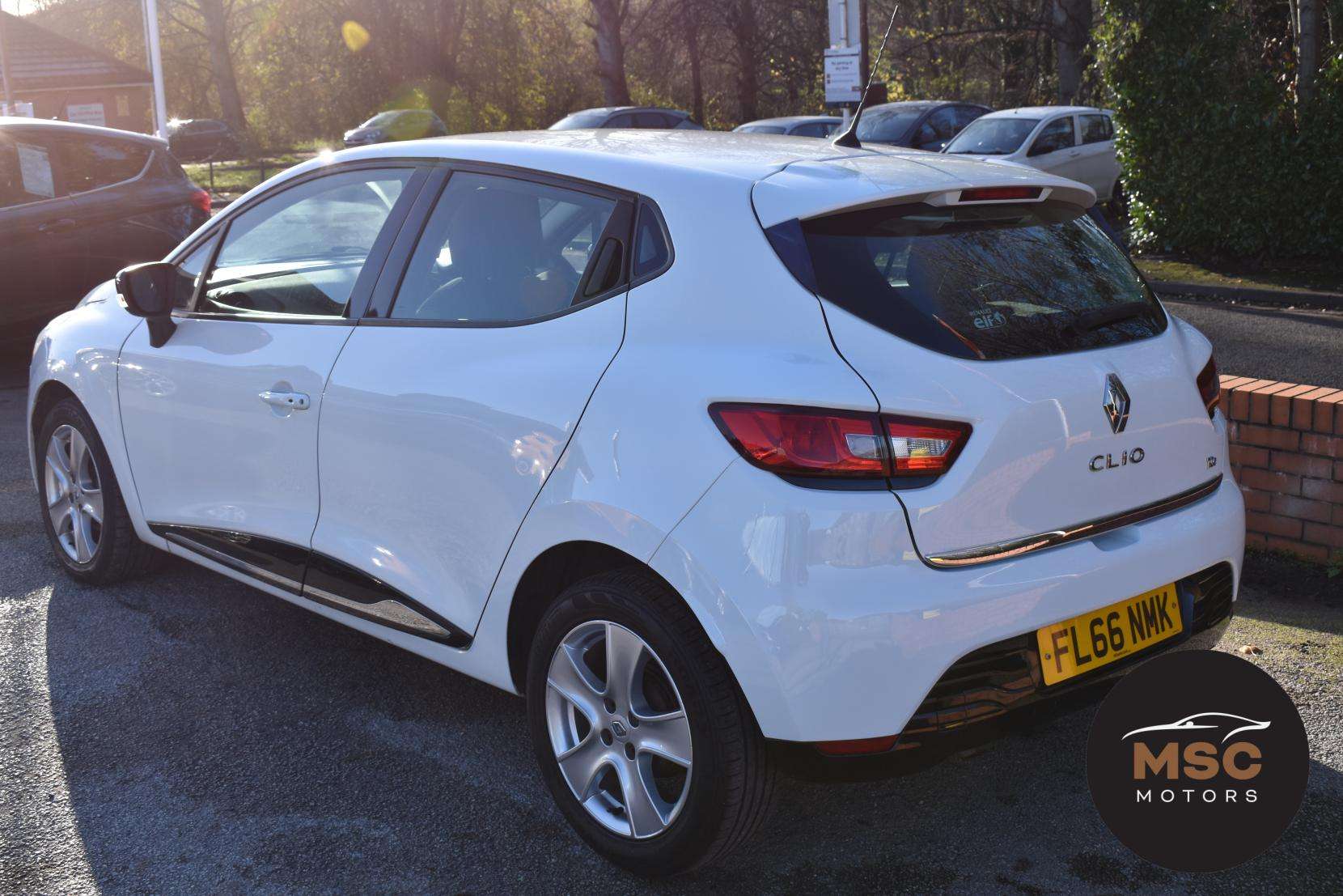 2016 RENAULT CLIO 2016 RENAULT CLIO