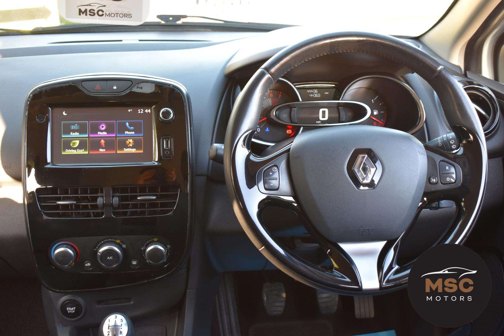 2016 RENAULT CLIO 2016 RENAULT CLIO