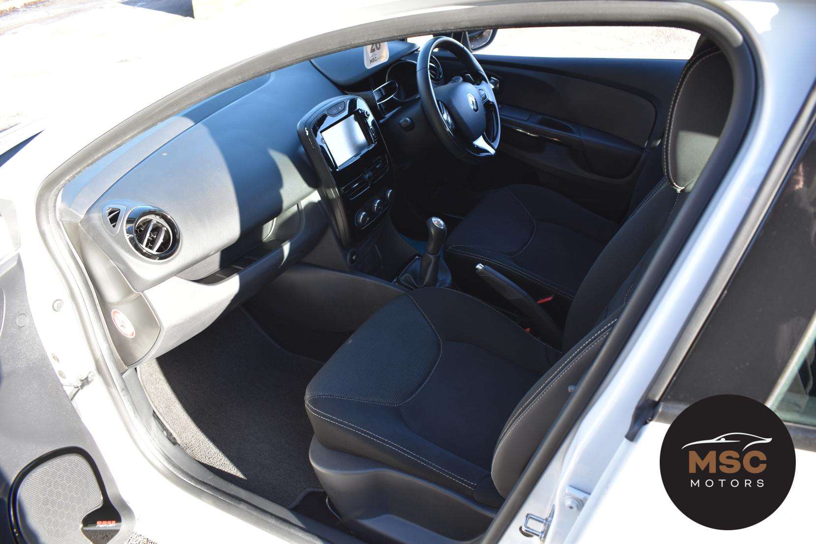 2016 RENAULT CLIO 2016 RENAULT CLIO