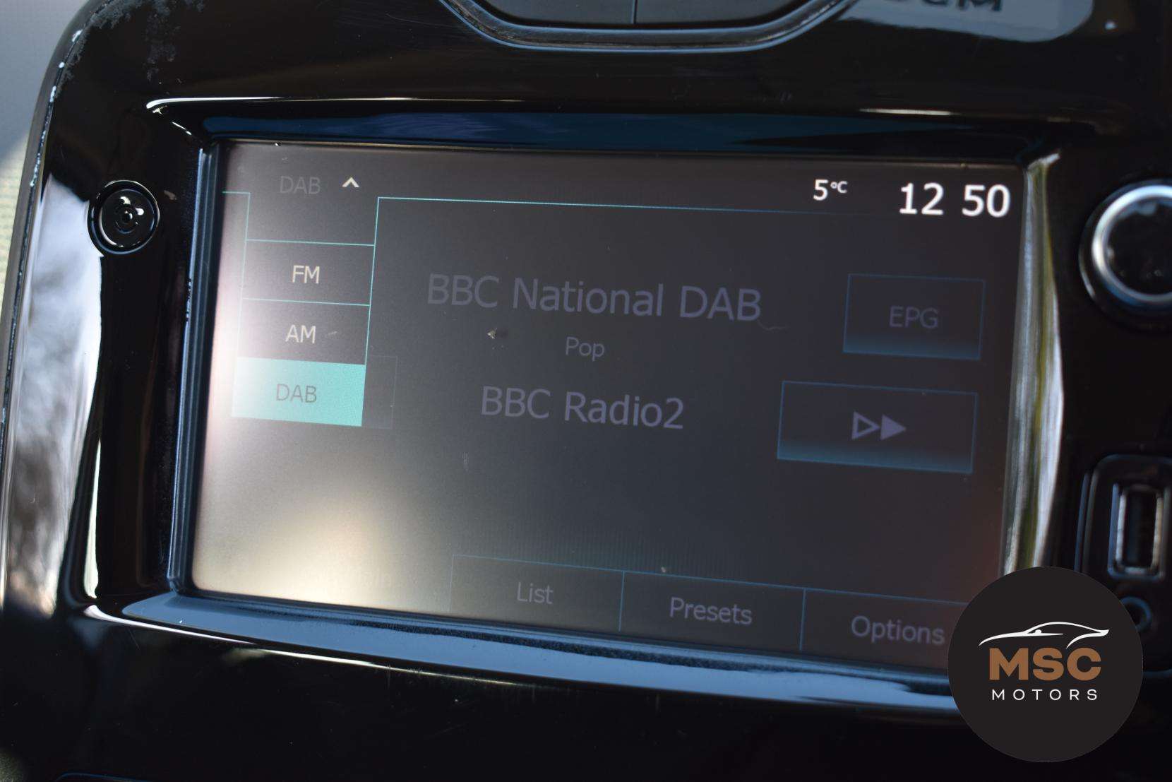 2016 RENAULT CLIO 2016 RENAULT CLIO