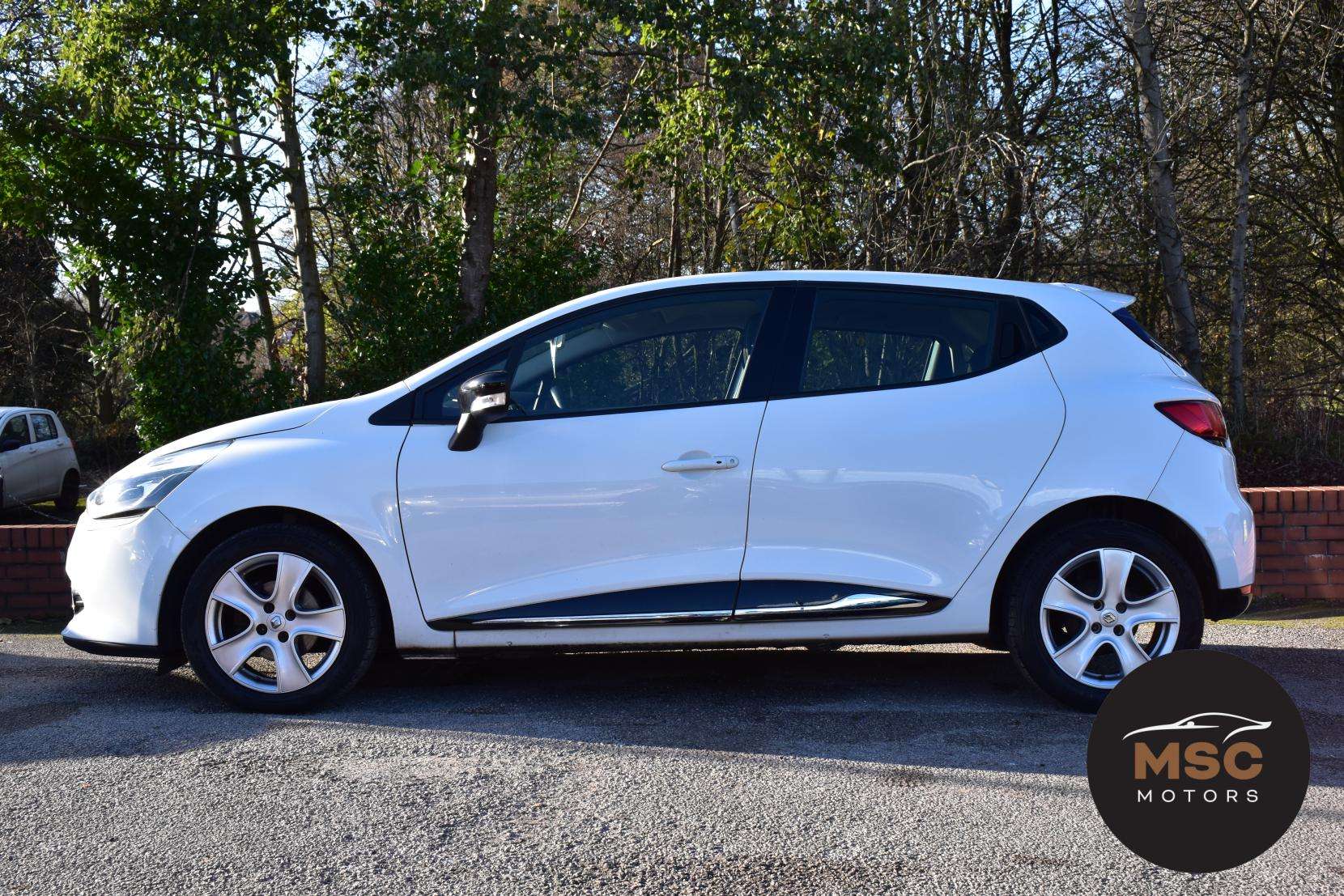 2016 RENAULT CLIO 2016 RENAULT CLIO