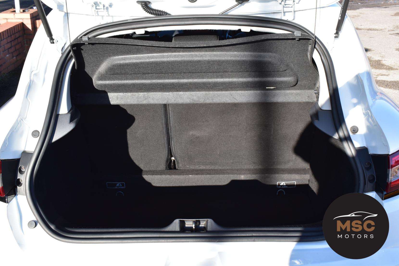 2016 RENAULT CLIO 2016 RENAULT CLIO