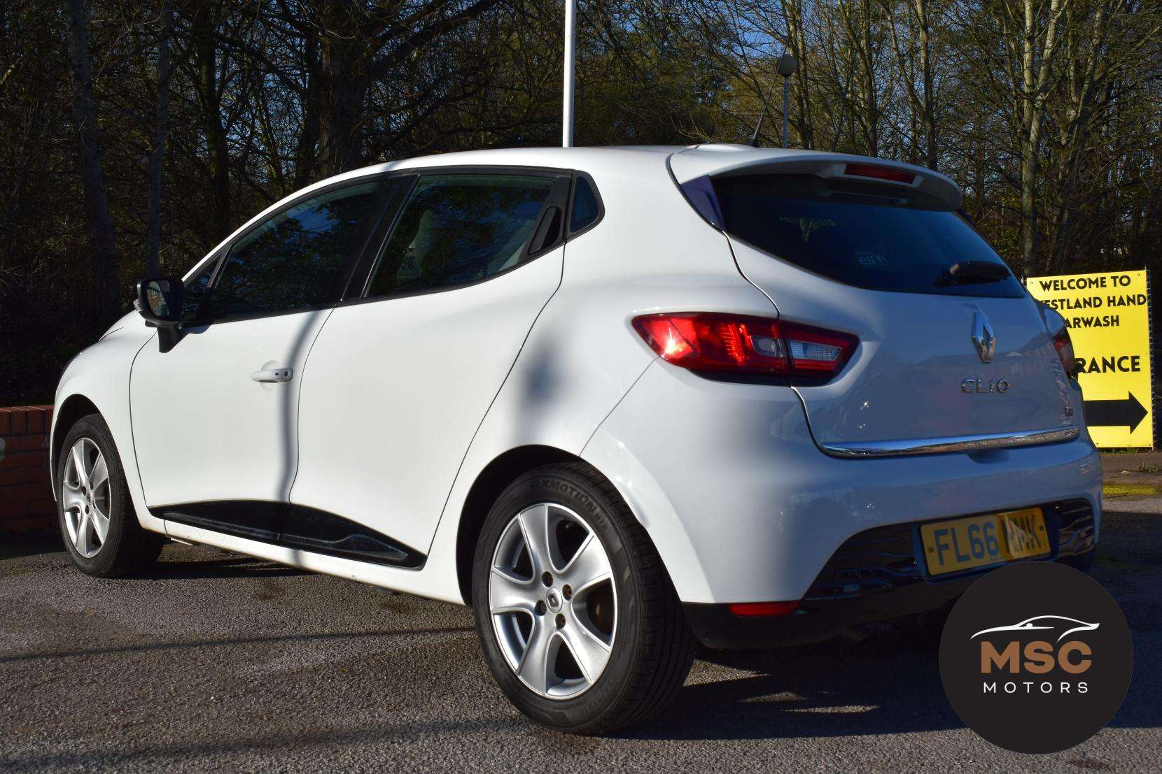 2016 RENAULT CLIO 2016 RENAULT CLIO