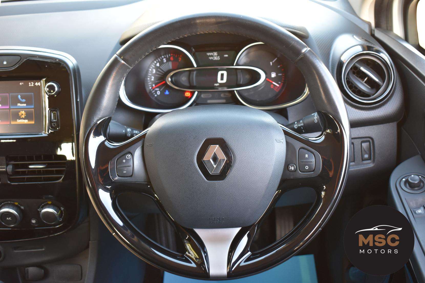 2016 RENAULT CLIO 2016 RENAULT CLIO