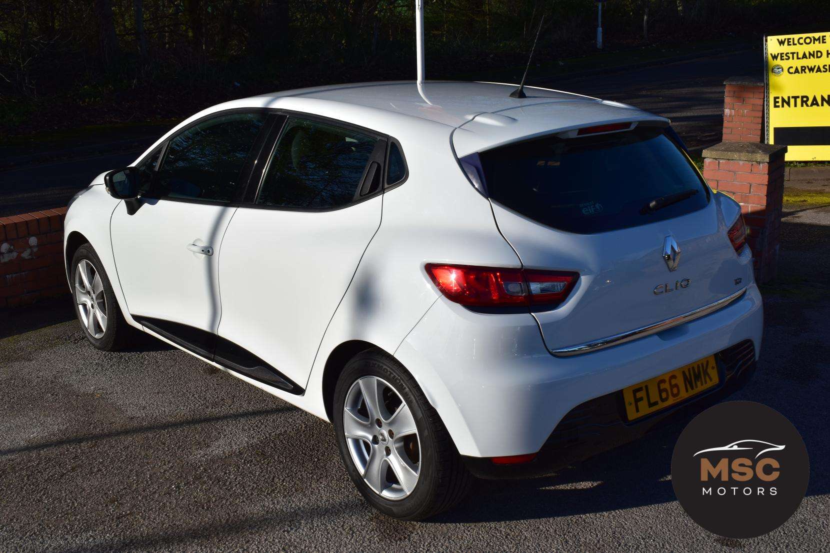 2016 RENAULT CLIO 2016 RENAULT CLIO