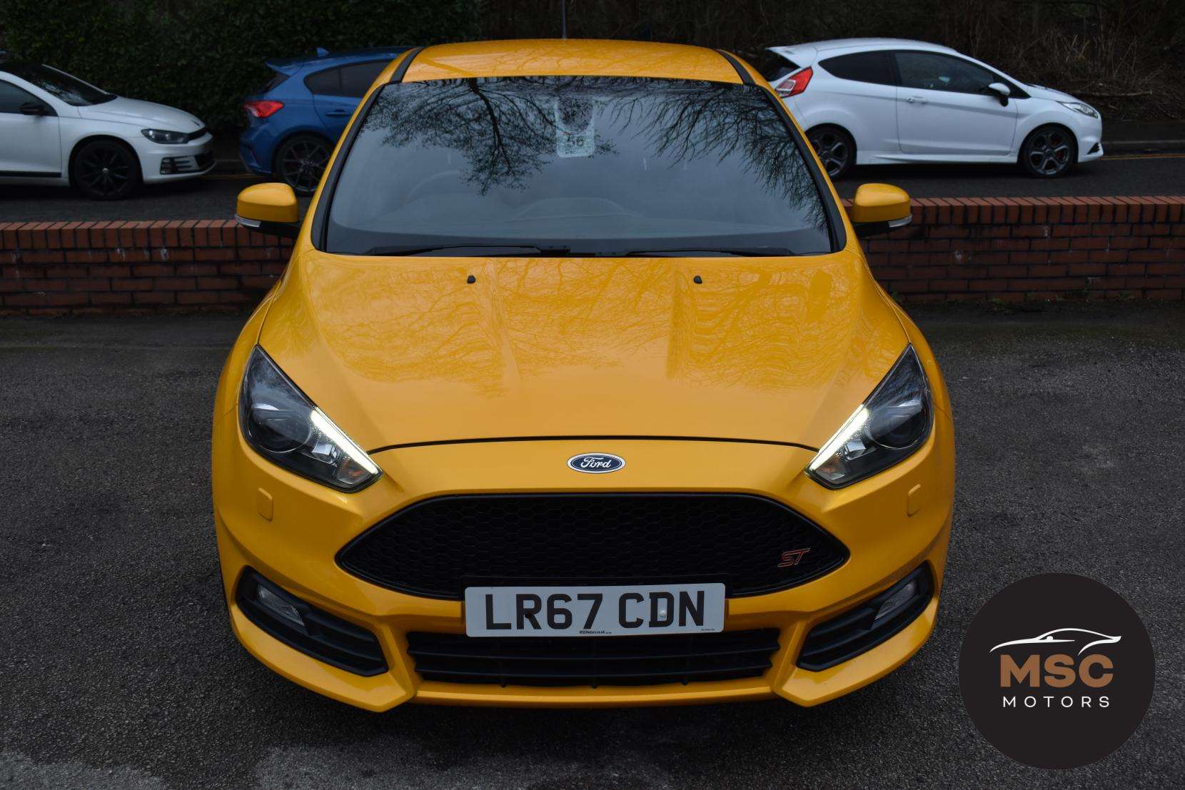 A 2017 FORD FOCUS 2.0T EcoBoost ST-3 Hatchback 5dr Petrol Manual Euro 6 (s/s) (250 ps) A 2017 FORD FOCUS 2.0T EcoBoost ST-3 Hatchback 5dr Petrol Manual Euro 6 (s/s) (250 ps)