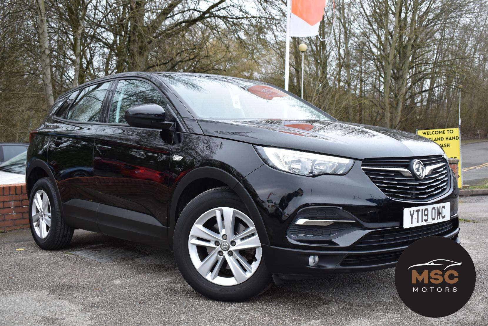 A 2019 VAUXHALL GRANDLAND X 1.2 Turbo GPF SE SUV 5dr Petrol Manual Euro 6 (s/s) (130 ps) A 2019 VAUXHALL GRANDLAND X 1.2 Turbo GPF SE SUV 5dr Petrol Manual Euro 6 (s/s) (130 ps)
