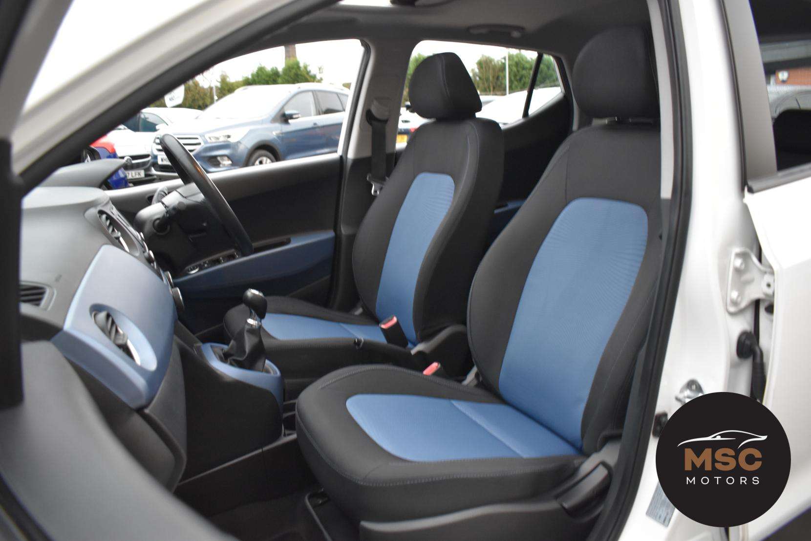 2016 HYUNDAI I10 2016 HYUNDAI I10