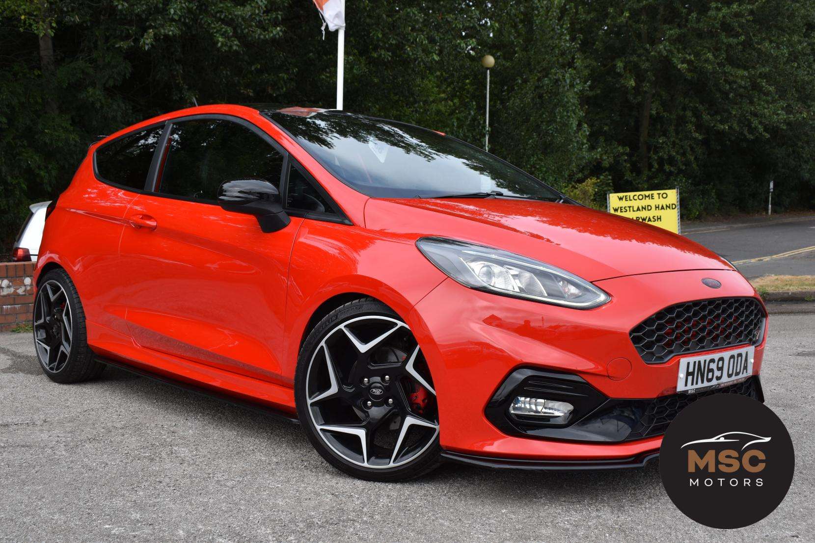 A 2019 FORD FIESTA 1.5T EcoBoost ST-3 Hatchback 3dr Petrol Manual Euro 6 (s/s) (200 ps) A 2019 FORD FIESTA 1.5T EcoBoost ST-3 Hatchback 3dr Petrol Manual Euro 6 (s/s) (200 ps)