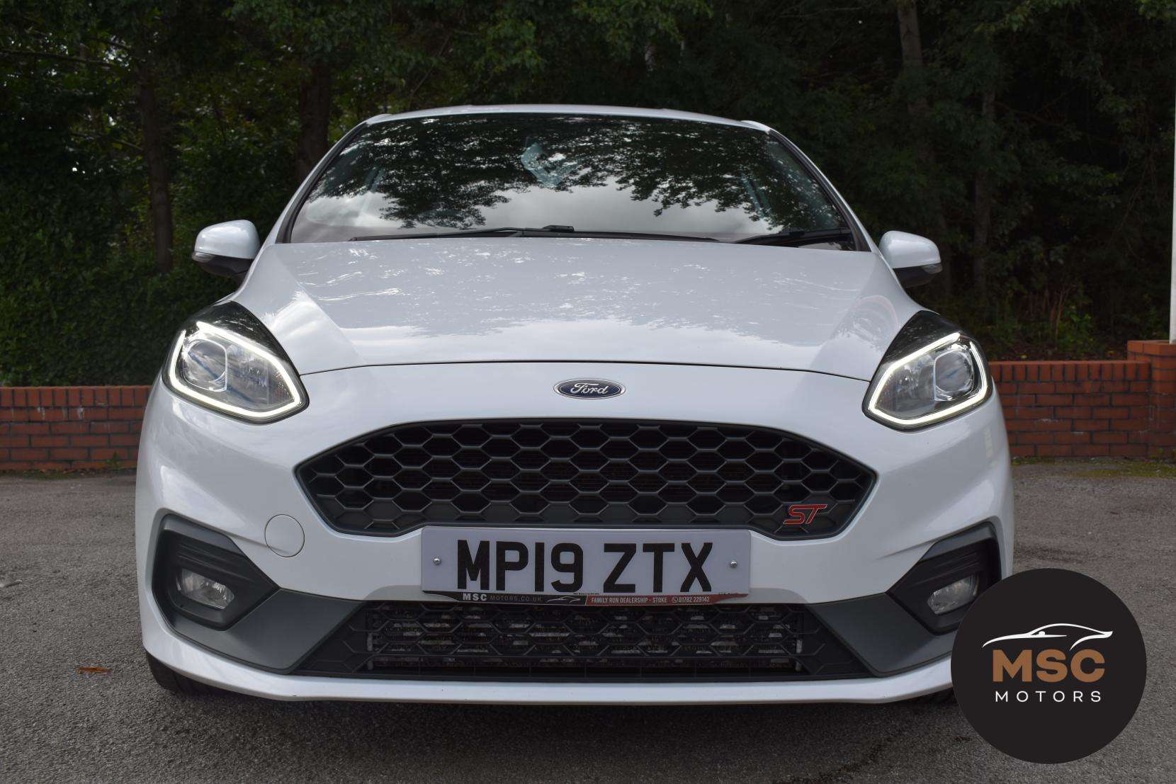 A 2019 FORD FIESTA 1.5T EcoBoost ST-3 Hatchback 3dr Petrol Manual Euro 6 (s/s) (200 ps) A 2019 FORD FIESTA 1.5T EcoBoost ST-3 Hatchback 3dr Petrol Manual Euro 6 (s/s) (200 ps)