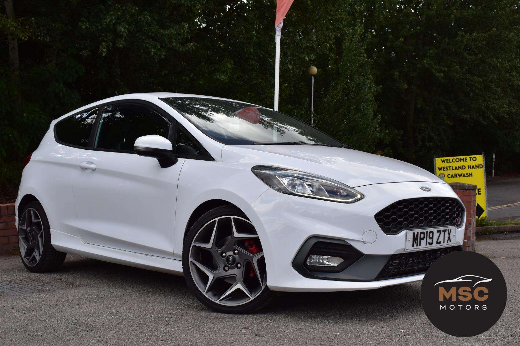 A 2019 FORD FIESTA 1.5T EcoBoost ST-3 Hatchback 3dr Petrol Manual Euro 6 (s/s) (200 ps) A 2019 FORD FIESTA 1.5T EcoBoost ST-3 Hatchback 3dr Petrol Manual Euro 6 (s/s) (200 ps)
