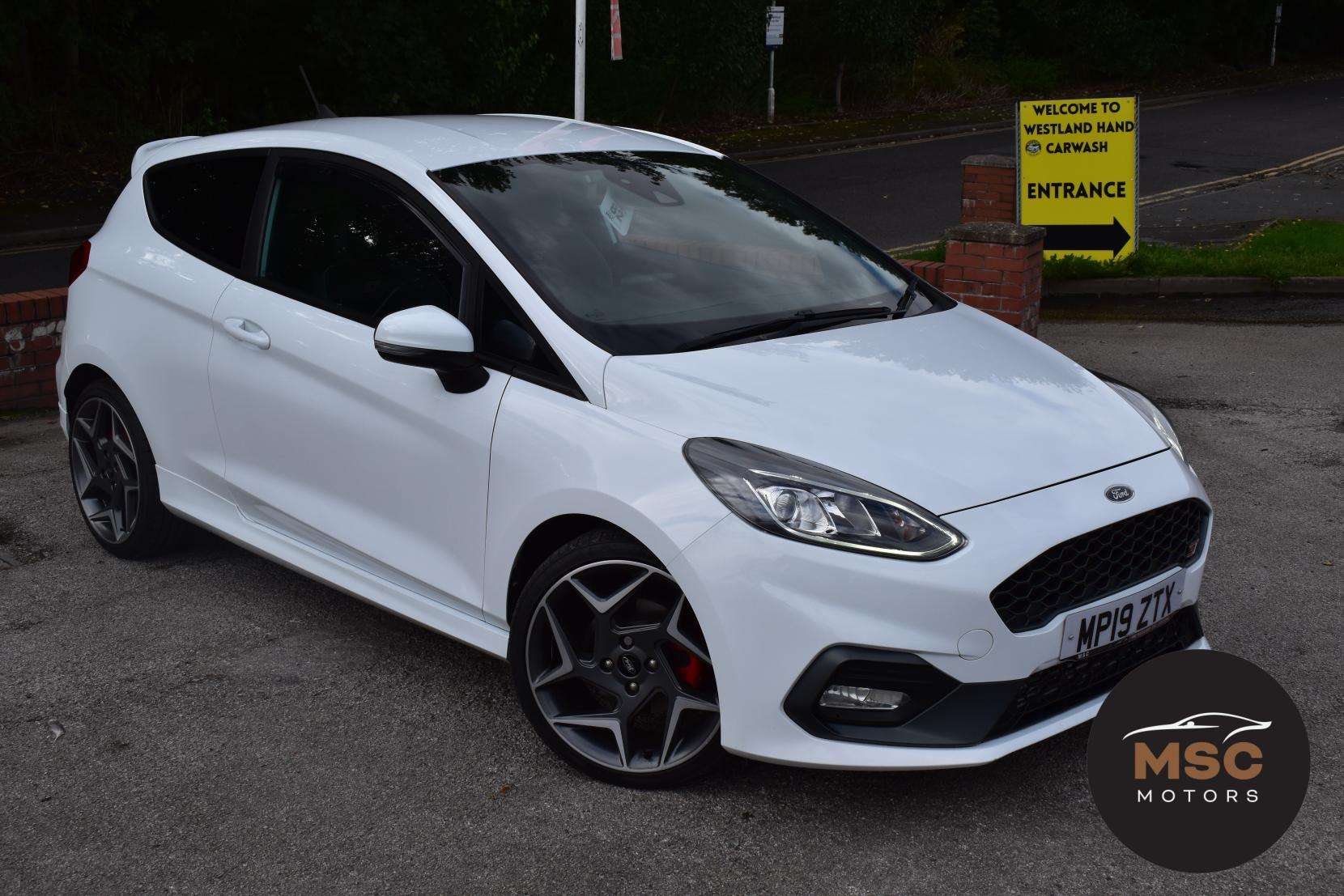 A 2019 FORD FIESTA 1.5T EcoBoost ST-3 Hatchback 3dr Petrol Manual Euro 6 (s/s) (200 ps) A 2019 FORD FIESTA 1.5T EcoBoost ST-3 Hatchback 3dr Petrol Manual Euro 6 (s/s) (200 ps)