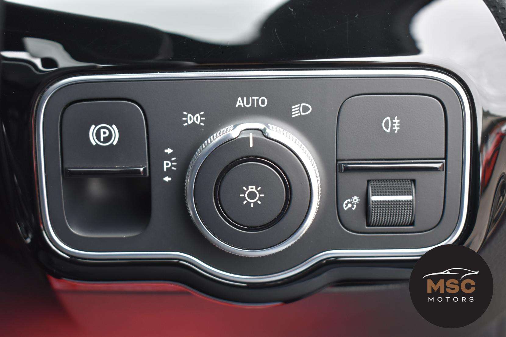 2020 MERCEDES-BENZ A CLASS 2020 MERCEDES-BENZ A CLASS