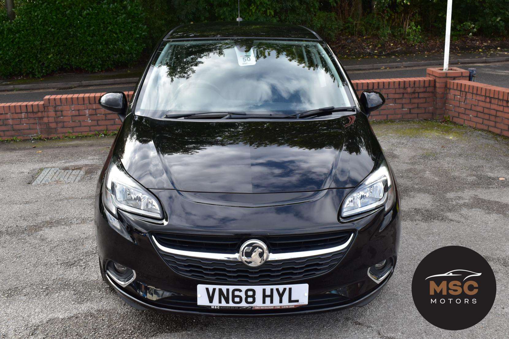 A 2018 VAUXHALL CORSA 1.4i ecoTEC SRi Nav Hatchback 5dr Petrol Auto Euro 6 (90 ps) A 2018 VAUXHALL CORSA 1.4i ecoTEC SRi Nav Hatchback 5dr Petrol Auto Euro 6 (90 ps)