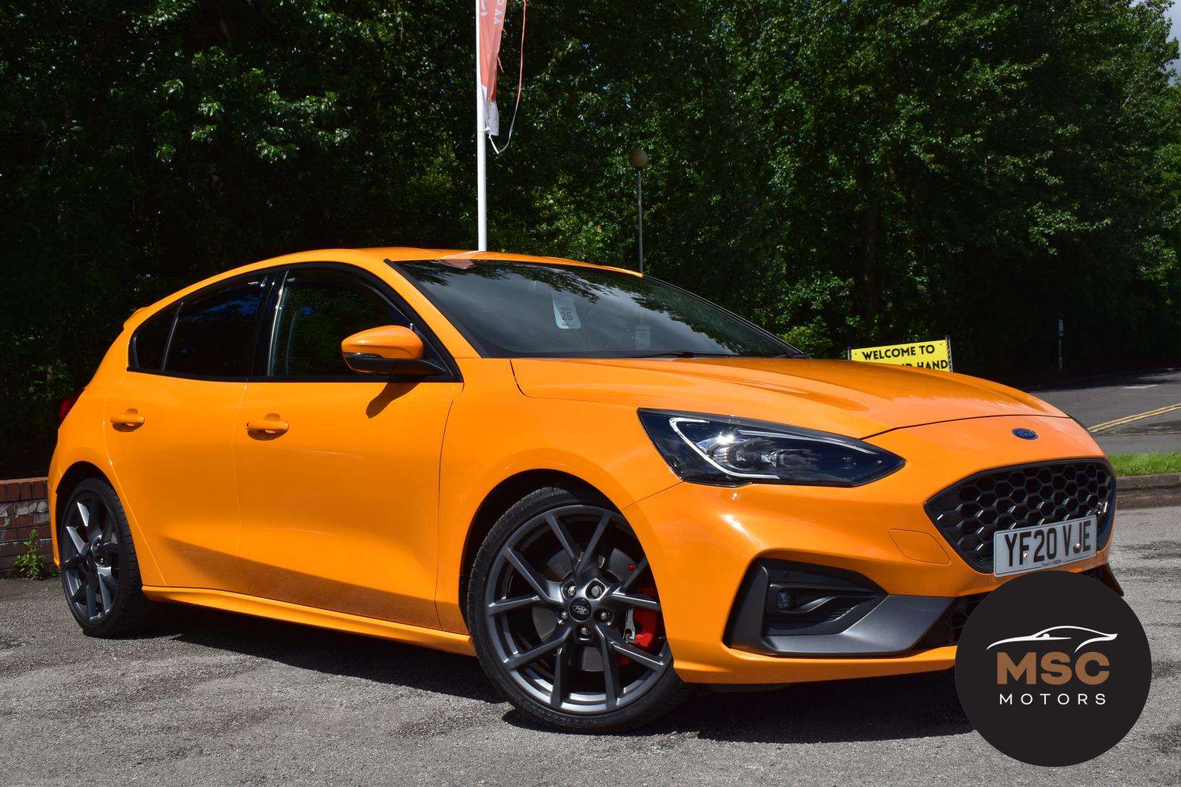 A 2020 FORD FOCUS 2.3T EcoBoost ST Hatchback 5dr Petrol Manual Euro 6 (s/s) (280 ps) A 2020 FORD FOCUS 2.3T EcoBoost ST Hatchback 5dr Petrol Manual Euro 6 (s/s) (280 ps)