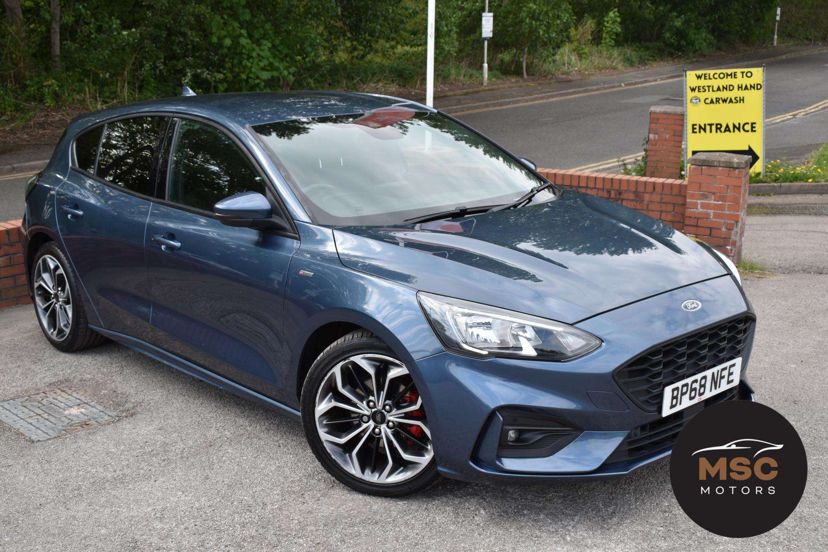 A 2019 FORD FOCUS 1.0T EcoBoost ST-Line X Hatchback 5dr Petrol Manual Euro 6 (s/s) (125 ps) A 2019 FORD FOCUS 1.0T EcoBoost ST-Line X Hatchback 5dr Petrol Manual Euro 6 (s/s) (125 ps)