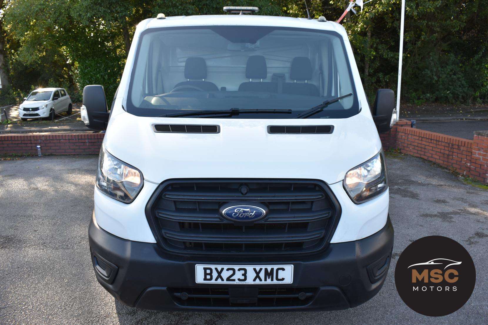 A 2023 FORD TRANSIT 2.0 350 EcoBlue Leader Chassis Double Cab 4dr Diesel Manual RWD L3 Euro 6 (s/s) (170 ps) A 2023 FORD TRANSIT 2.0 350 EcoBlue Leader Chassis Double Cab 4dr Diesel Manual RWD L3 Euro 6 (s/s) (170 ps)