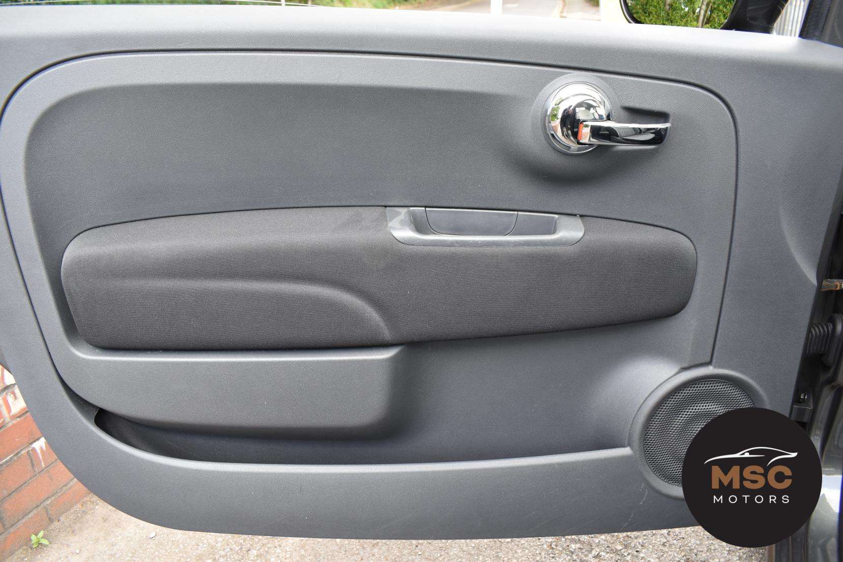 2017 FIAT 500 2017 FIAT 500