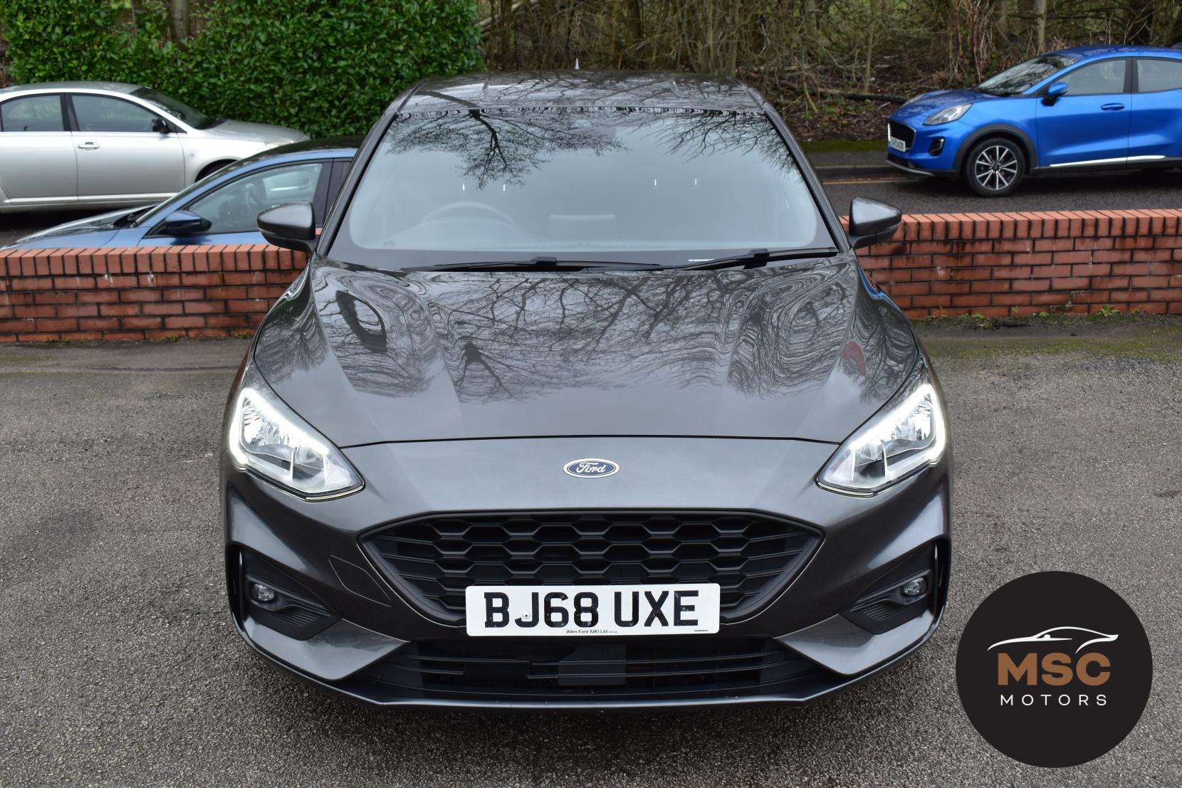 A 2018 FORD FOCUS 1.0T EcoBoost ST-Line Hatchback 5dr Petrol Manual Euro 6 (s/s) (125 ps) A 2018 FORD FOCUS 1.0T EcoBoost ST-Line Hatchback 5dr Petrol Manual Euro 6 (s/s) (125 ps)