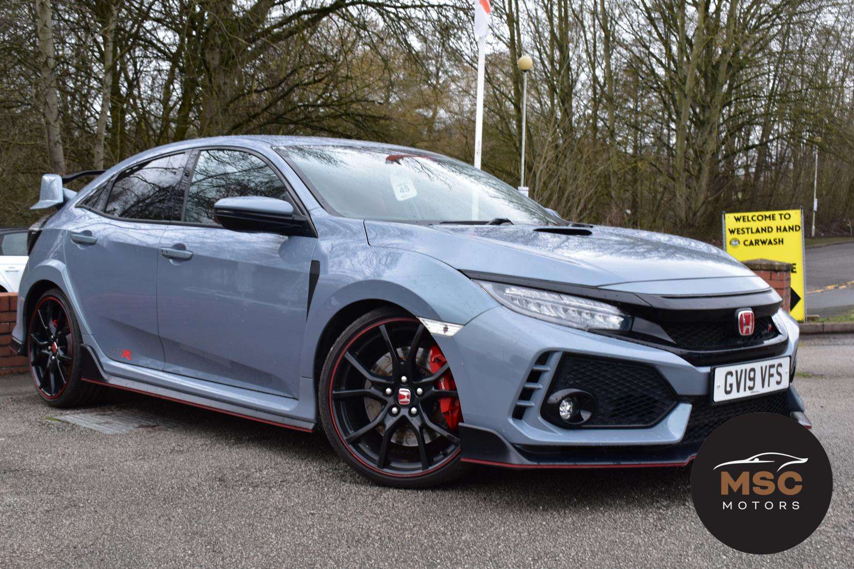 A 2019 HONDA CIVIC 2.0 VTEC Turbo Type R GT Hatchback 5dr Petrol Manual Euro 6 (s/s) (320 ps) A 2019 HONDA CIVIC 2.0 VTEC Turbo Type R GT Hatchback 5dr Petrol Manual Euro 6 (s/s) (320 ps)