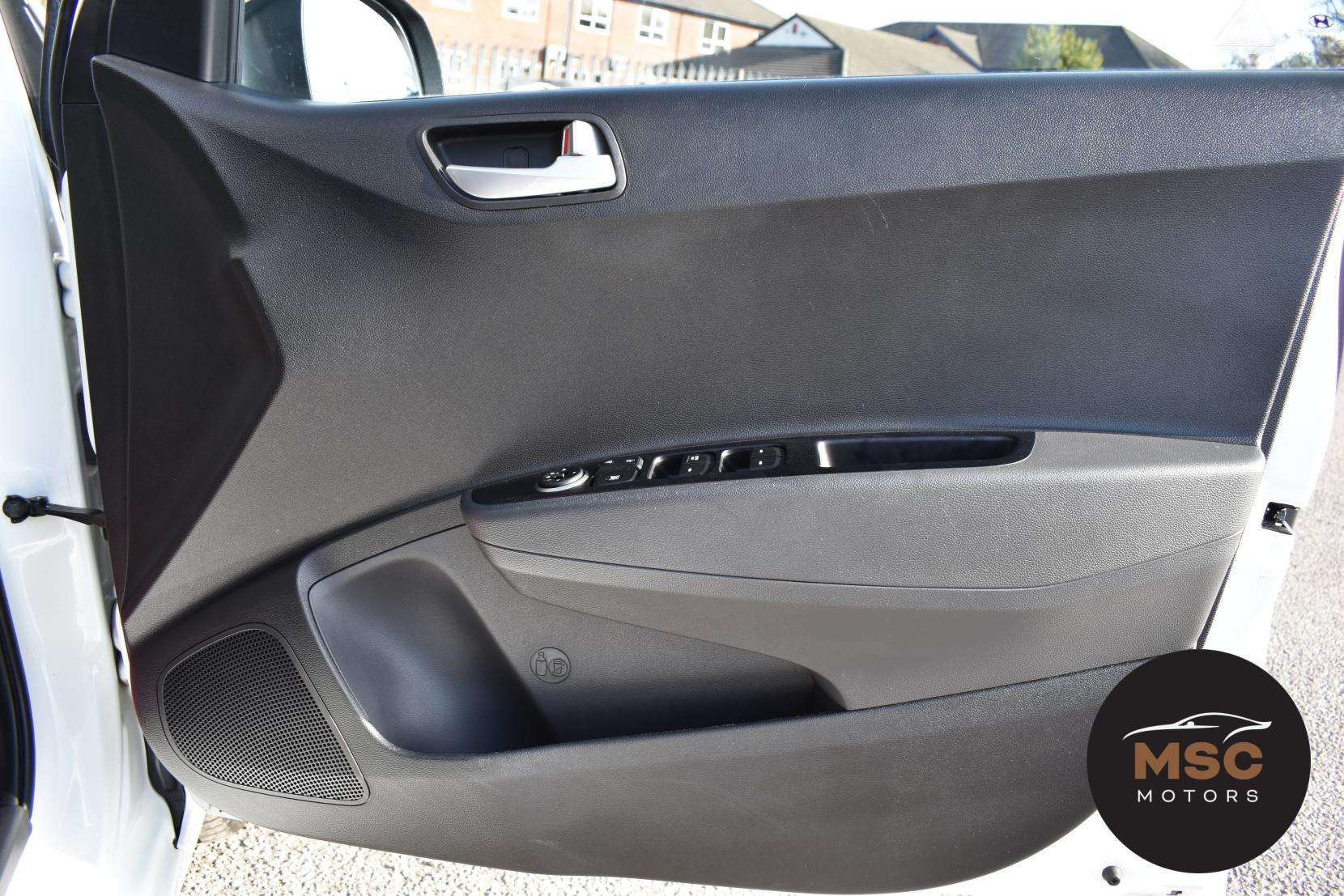 2018 HYUNDAI I10 2018 HYUNDAI I10