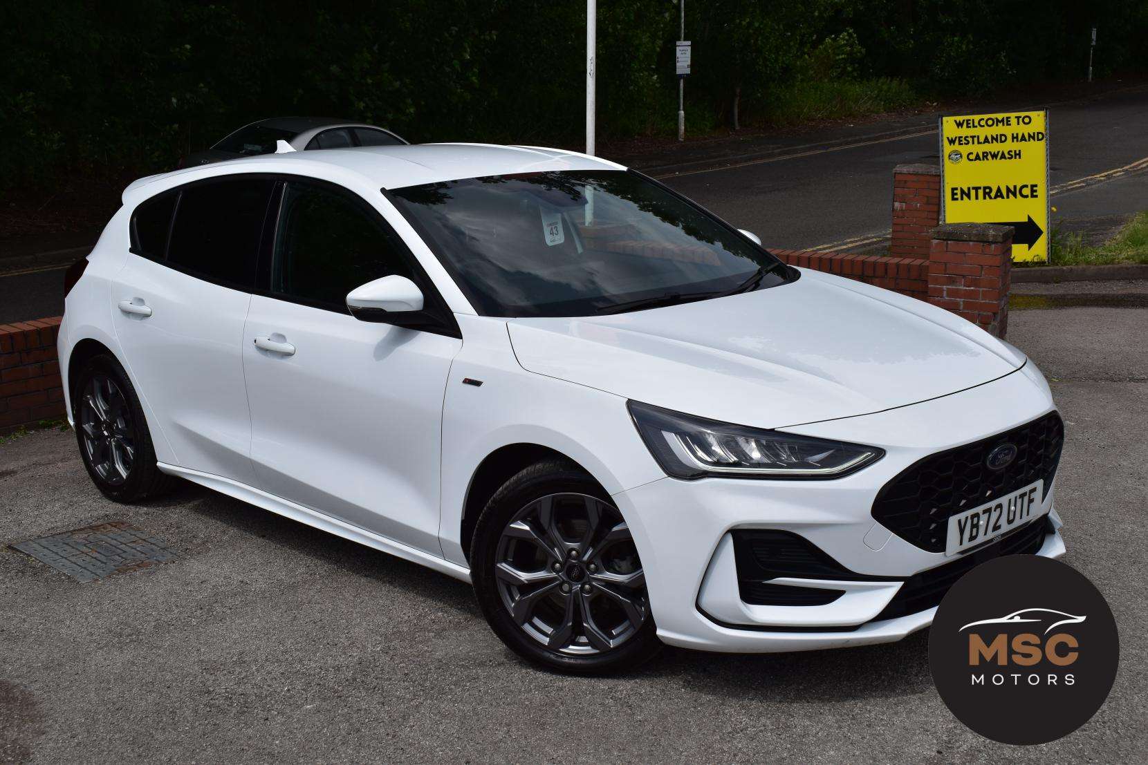 A 2023 FORD FOCUS 1.0T EcoBoost ST-Line Hatchback 5dr Petrol Manual Euro 6 (s/s) (125 ps) A 2023 FORD FOCUS 1.0T EcoBoost ST-Line Hatchback 5dr Petrol Manual Euro 6 (s/s) (125 ps)