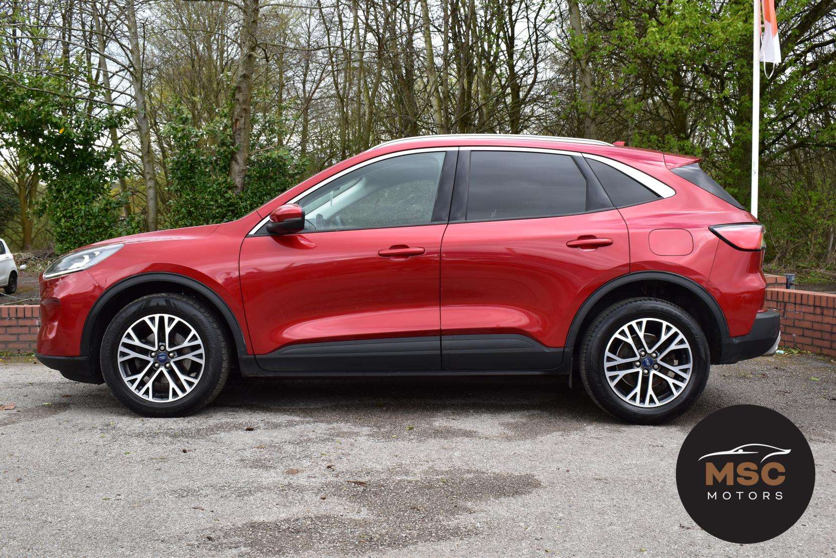 2022 FORD KUGA 2022 FORD KUGA