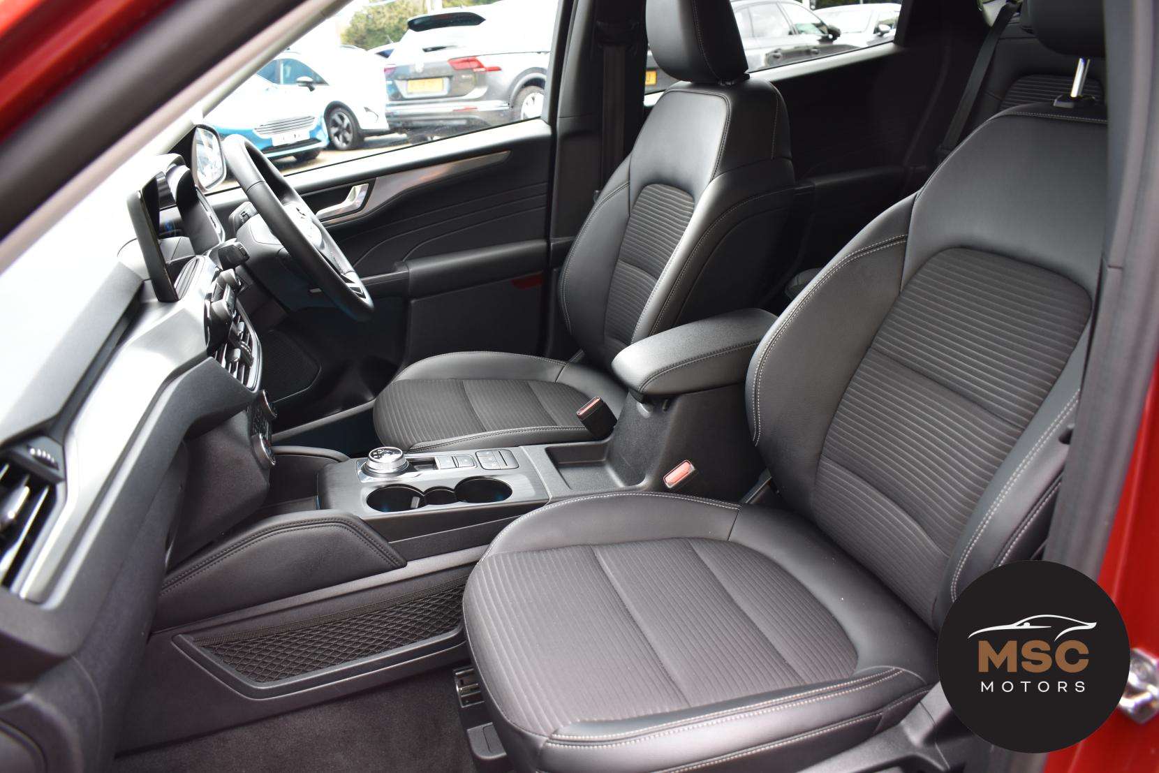 2022 FORD KUGA 2022 FORD KUGA