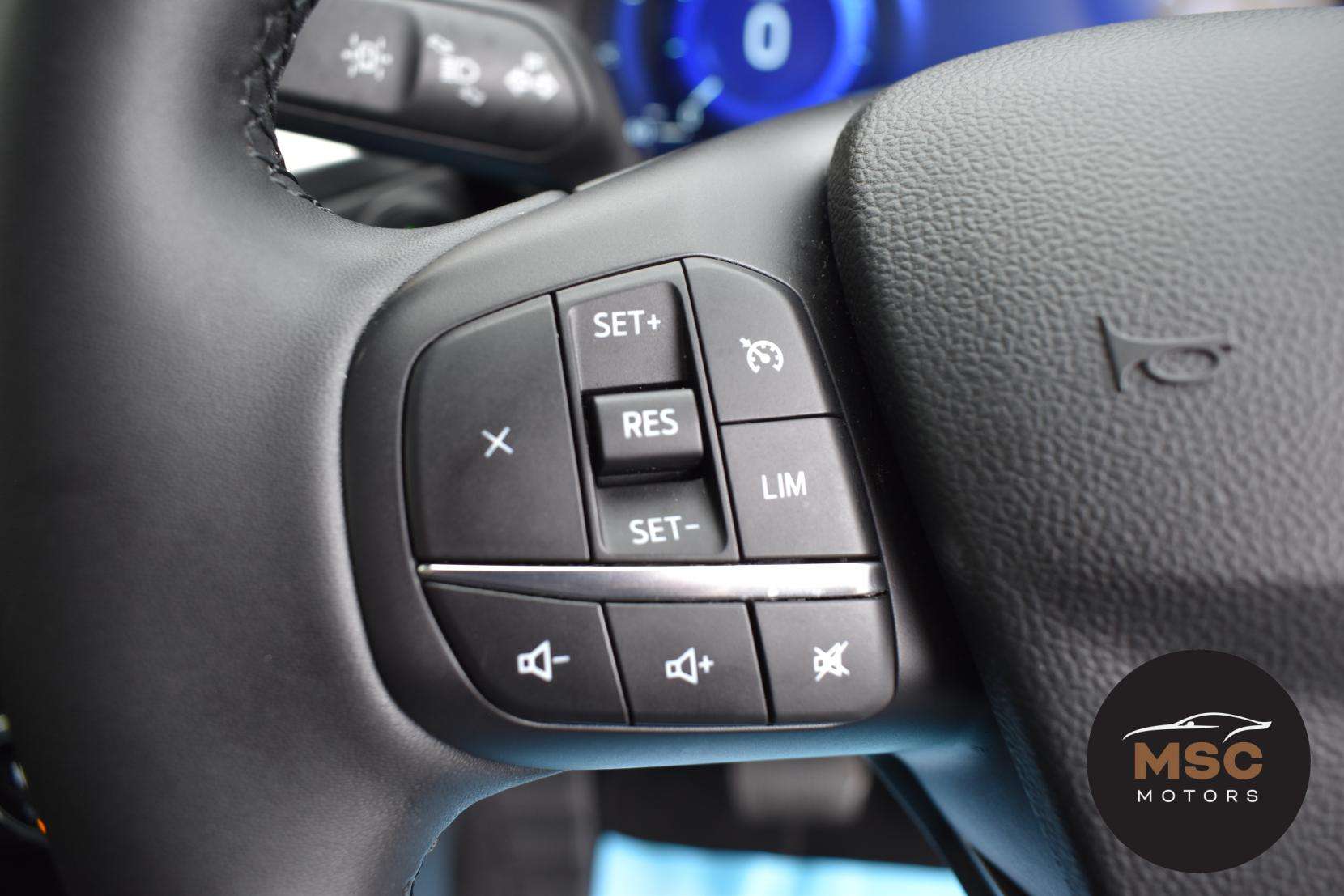 2022 FORD KUGA 2022 FORD KUGA