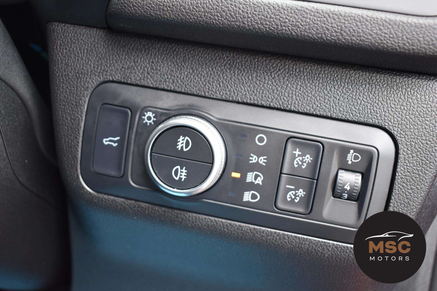 2022 FORD KUGA 2022 FORD KUGA