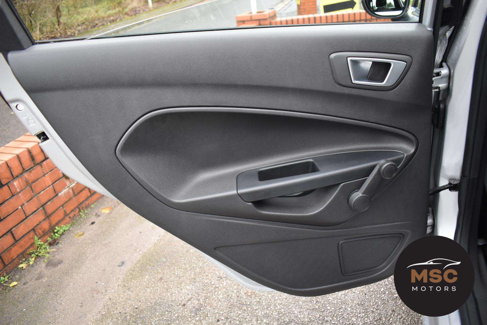 2015 FORD FIESTA 2015 FORD FIESTA