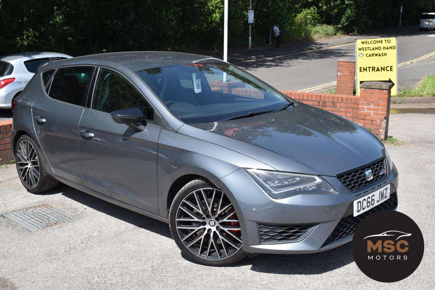 A 2016 SEAT LEON 2.0 TSI Cupra 290 Black Hatchback 5dr Petrol Manual Euro 6 (s/s) (290 ps) A 2016 SEAT LEON 2.0 TSI Cupra 290 Black Hatchback 5dr Petrol Manual Euro 6 (s/s) (290 ps)