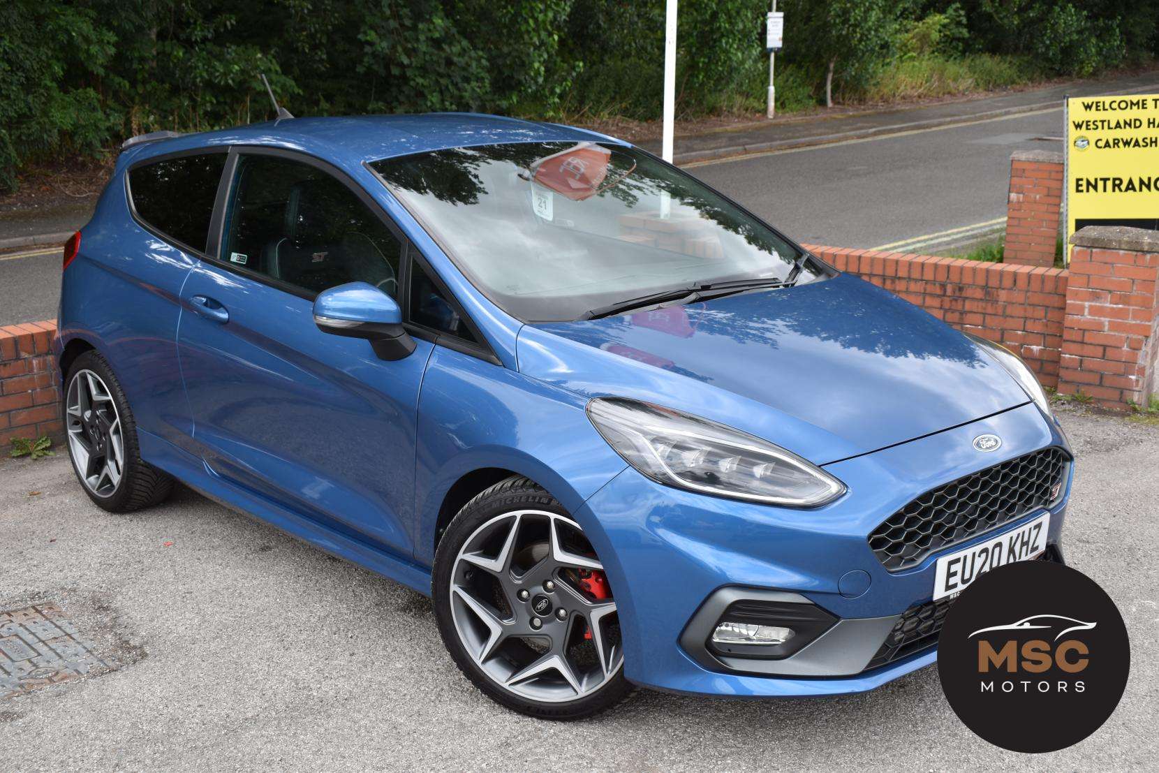 A 2020 FORD FIESTA 1.5T EcoBoost ST-3 Hatchback 3dr Petrol Manual Euro 6 (s/s) (200 ps) A 2020 FORD FIESTA 1.5T EcoBoost ST-3 Hatchback 3dr Petrol Manual Euro 6 (s/s) (200 ps)