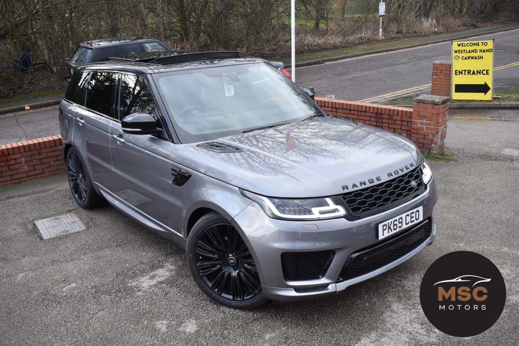 A 2019 LAND ROVER RANGE ROVER SPORT 3.0 SD V6 HSE Dynamic SUV 5dr Diesel Auto 4WD Euro 6 (s/s) (306 ps) A 2019 LAND ROVER RANGE ROVER SPORT 3.0 SD V6 HSE Dynamic SUV 5dr Diesel Auto 4WD Euro 6 (s/s) (306 ps)