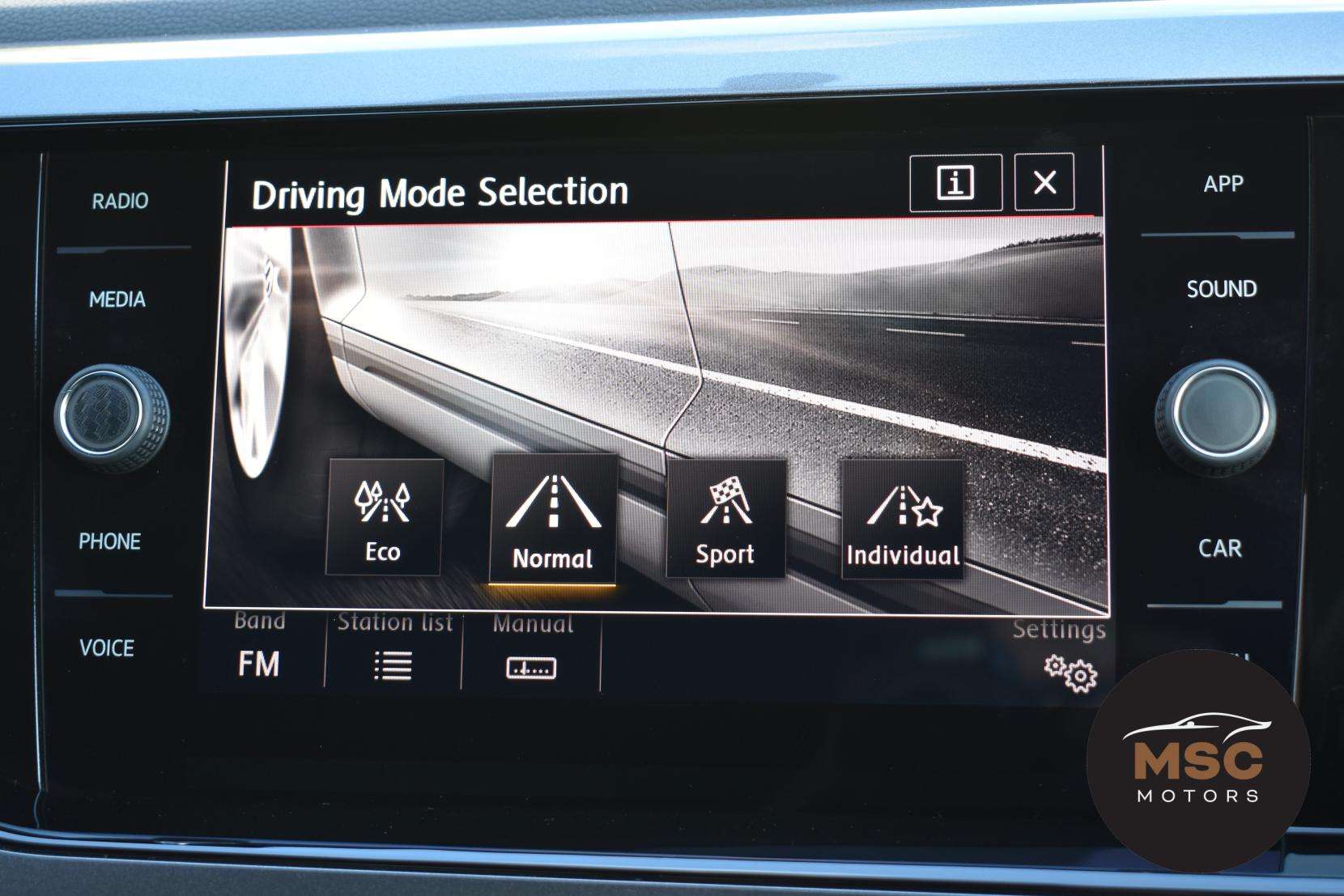 2019 VOLKSWAGEN POLO 2019 VOLKSWAGEN POLO