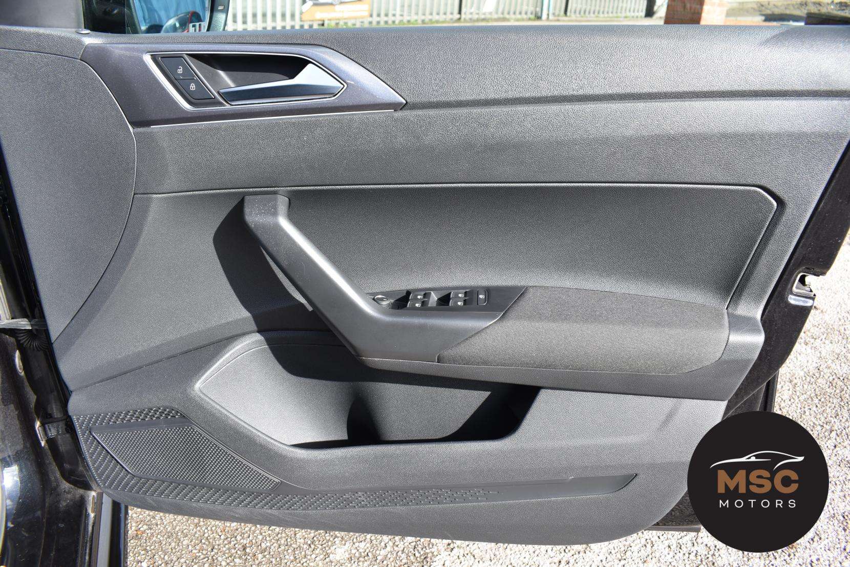 2019 VOLKSWAGEN POLO 2019 VOLKSWAGEN POLO