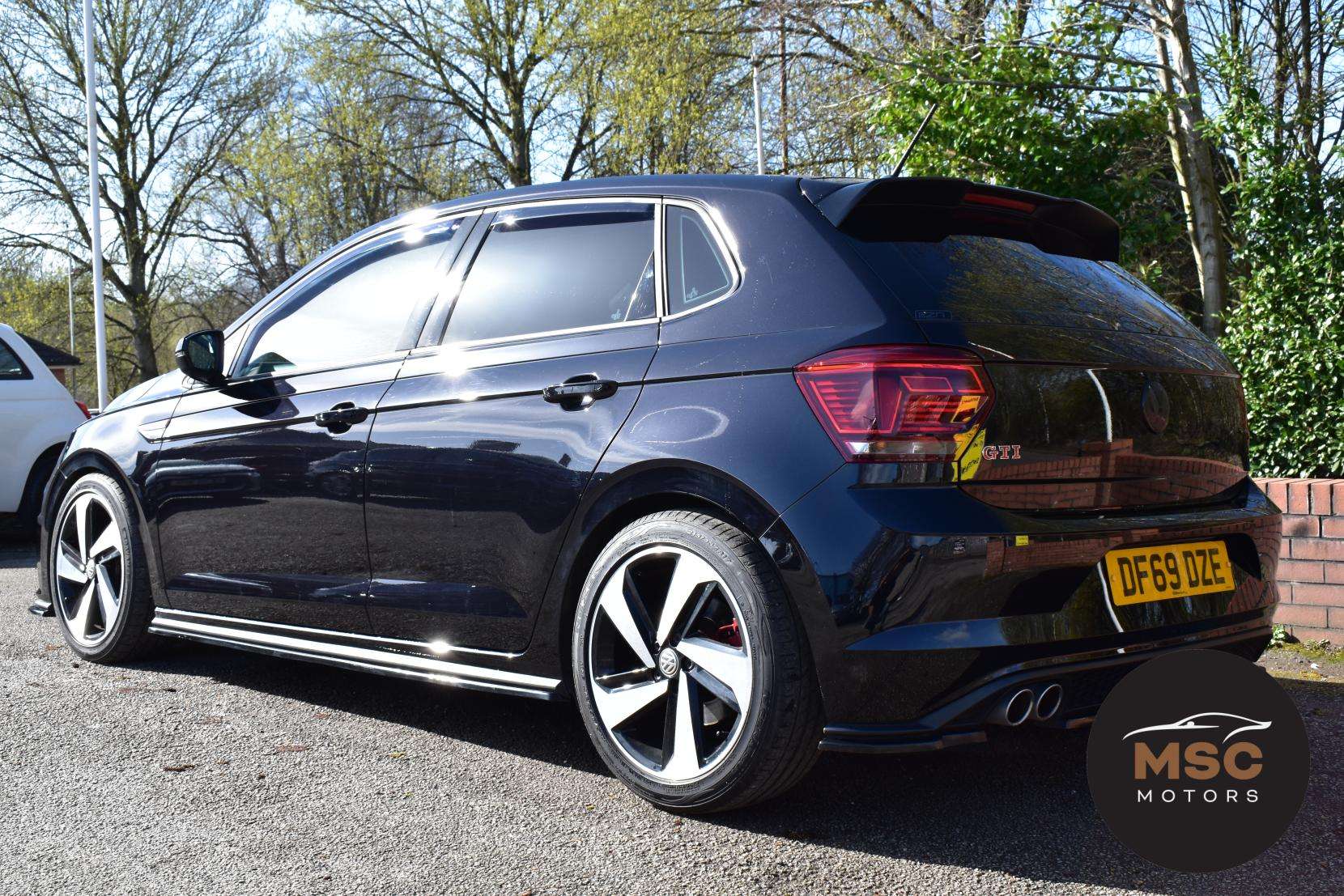 2019 VOLKSWAGEN POLO 2019 VOLKSWAGEN POLO