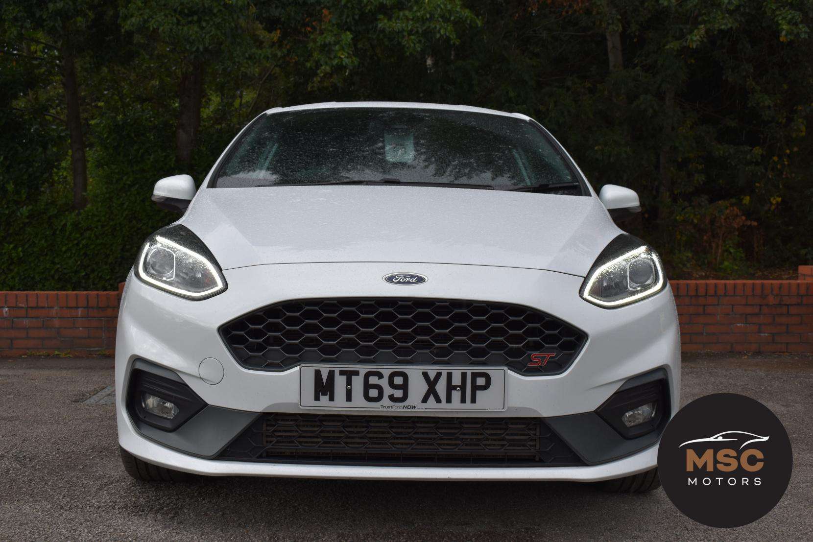 A 2019 FORD FIESTA 1.5T EcoBoost ST-3 Hatchback 3dr Petrol Manual Euro 6 (s/s) (200 ps) A 2019 FORD FIESTA 1.5T EcoBoost ST-3 Hatchback 3dr Petrol Manual Euro 6 (s/s) (200 ps)
