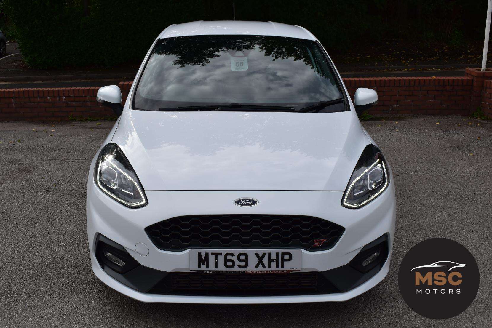 A 2019 FORD FIESTA 1.5T EcoBoost ST-3 Hatchback 3dr Petrol Manual Euro 6 (s/s) (200 ps) A 2019 FORD FIESTA 1.5T EcoBoost ST-3 Hatchback 3dr Petrol Manual Euro 6 (s/s) (200 ps)