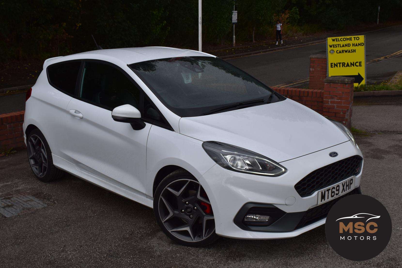 A 2019 FORD FIESTA 1.5T EcoBoost ST-3 Hatchback 3dr Petrol Manual Euro 6 (s/s) (200 ps) A 2019 FORD FIESTA 1.5T EcoBoost ST-3 Hatchback 3dr Petrol Manual Euro 6 (s/s) (200 ps)